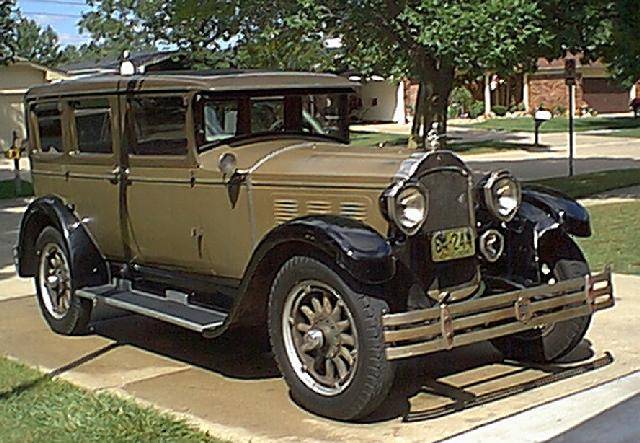 1929 Willys Knight Model 66A Sedan - America