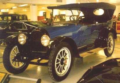 1917 Willys Knight Model 88-8 7 passenger Touring - America