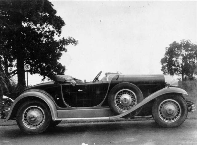 1930 Willys Knight Model 66B Plaidside Roadster - Australia