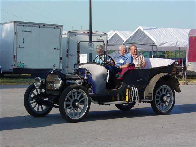 1916 Willys Knight Touring Model 84B - America