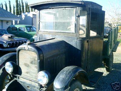 1927 Yellow Knight Model T2