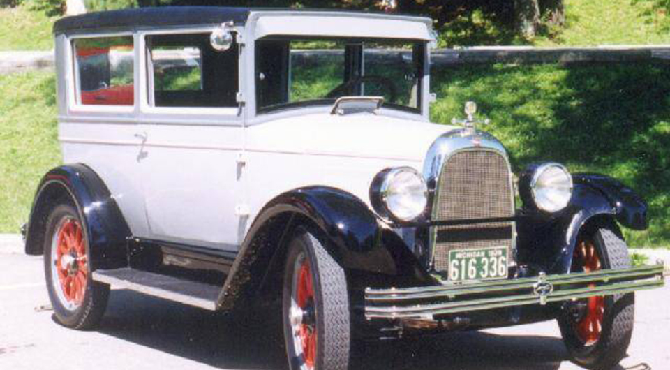 1928 Whippet Coach